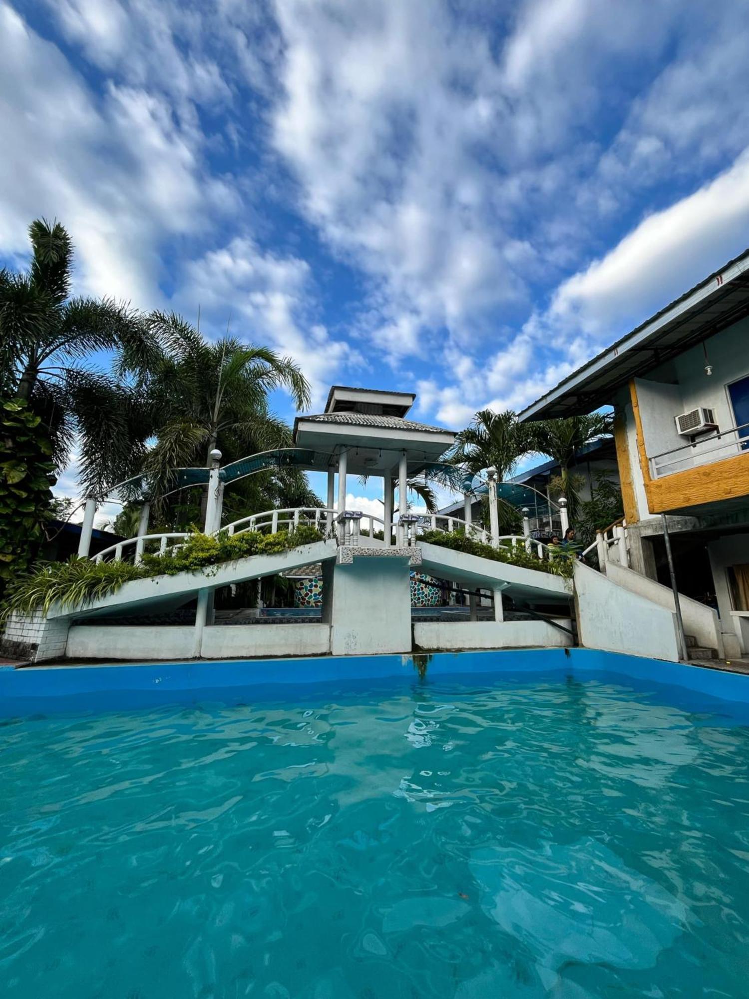 Isla Paraiso Resort-Hotel Sison エクステリア 写真